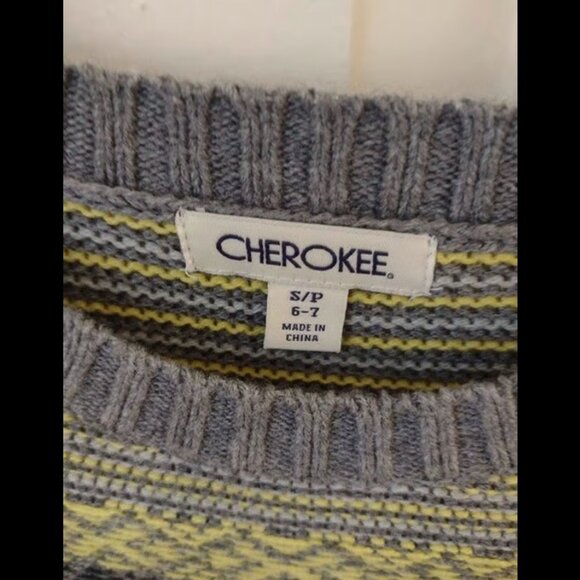 Boys 6-7 Cherokee sweater - Picture 2 of 2